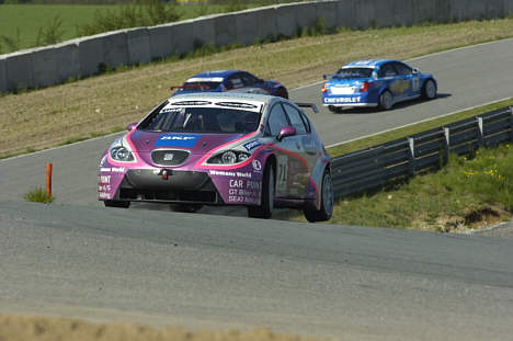 Efter et års pause skal Ring Djursland med sine skæve kurver og stigninger og fald atter danne rammen om en afdeling af Danish Touringcar Championship.